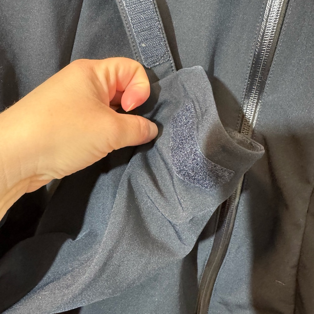 Helly Hansen Soft Shell Navy Jacket - image 4